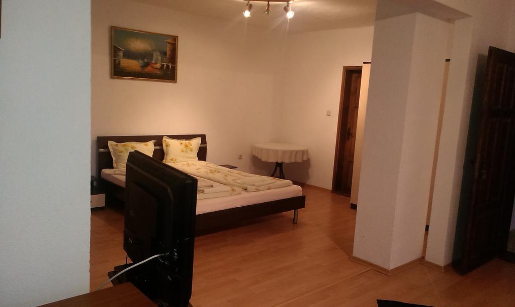 Villa Nasco Golden Sands Quarto foto